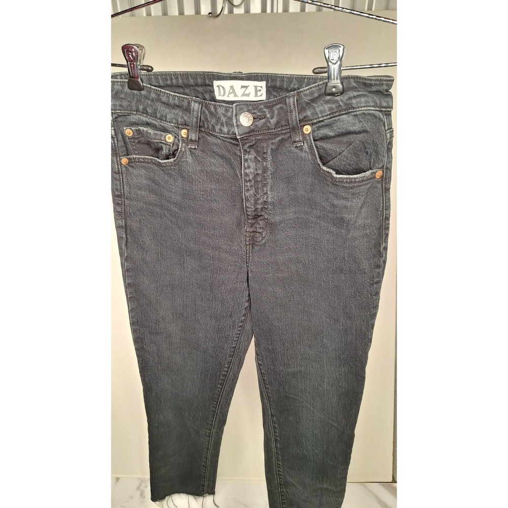 DAZE Women Black High Rise Straight Leg Raw Hem Denim Jeans Size 27 - Picture 7 of 8
